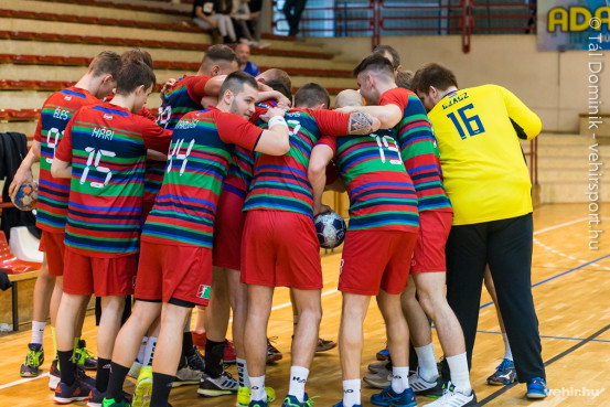 Képgalériánkért kattintson a fotóra!