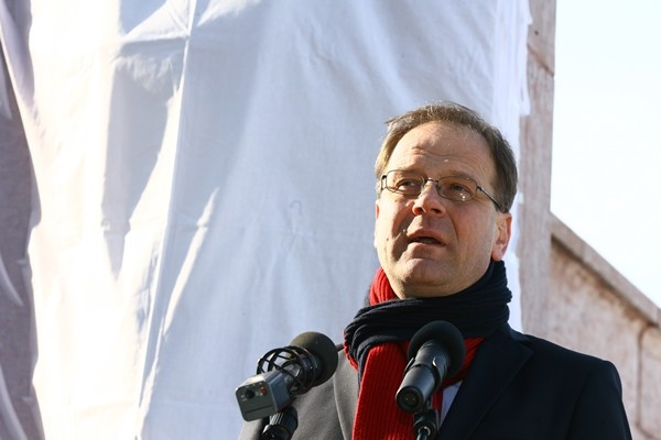 dr. Navracsics Tibor