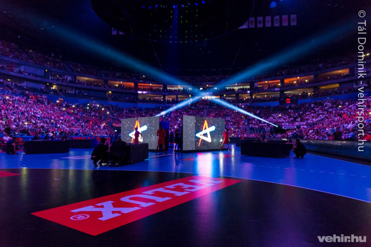 Képgalériánk megtekintéséhez kattintson a fotóra!