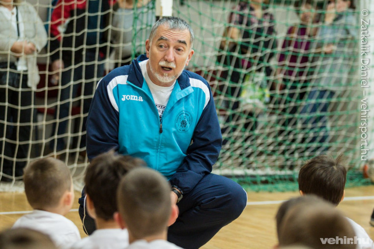 Halmay György, önkormányzati képviselő, a Szilágyi iskola igazgatója