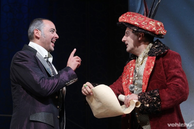 Keresztes Gábor, Baranyi Péter (Fotók: Veszprémi Petőfi Színház)