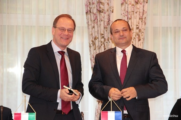 Navracsics Tibor és Orsat Miljenić