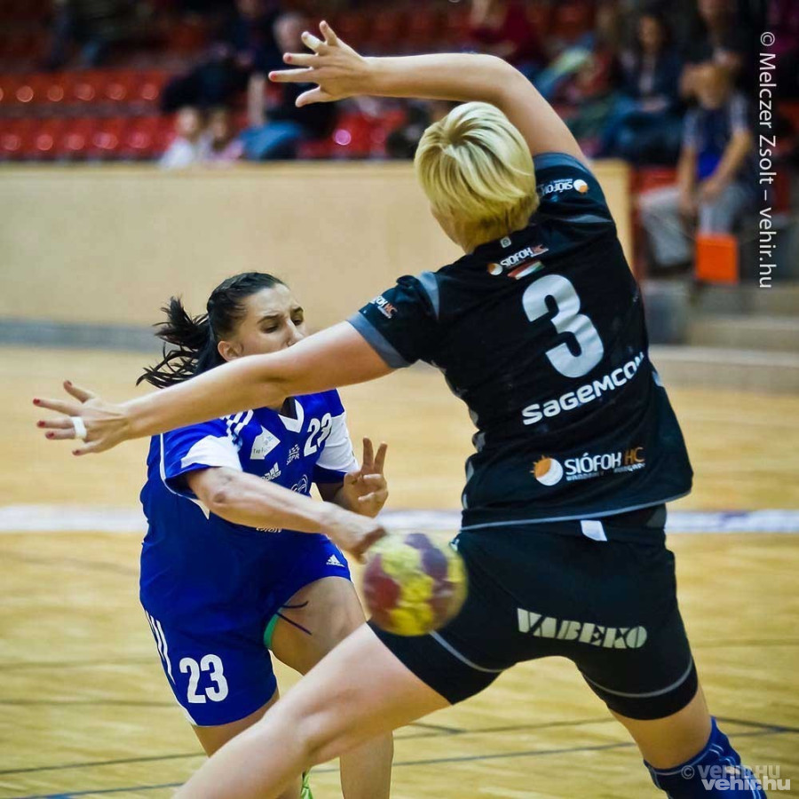 Tóth Gabriella hétszer volt eredményes, de csapata nem szerzett pontot Siófokon (archív fotó)