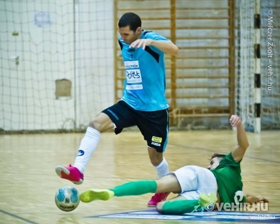 Nehéz, de nem megoldhatatlan feladat vár Tataiékra