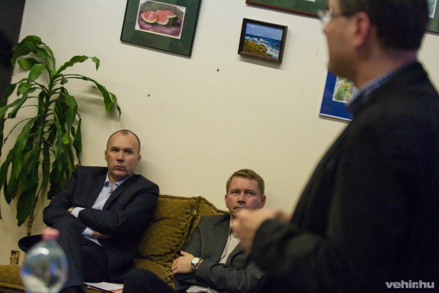 Porga Gyula, Veszprém polgármestere és Czaun János, a városrész önkormányzati képviselője