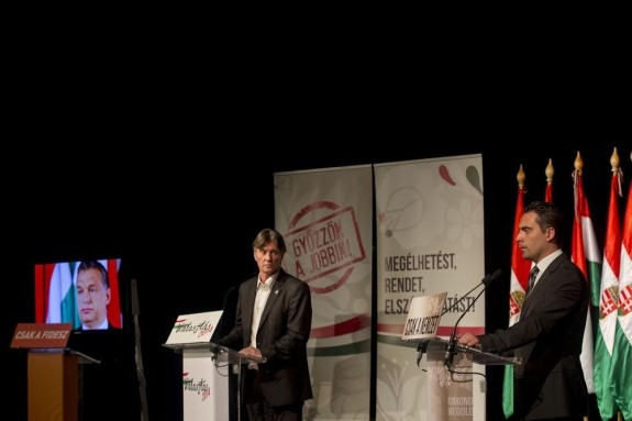 Pörzse Sándor és Vona Gábor (Fotó: alfahir.hu)