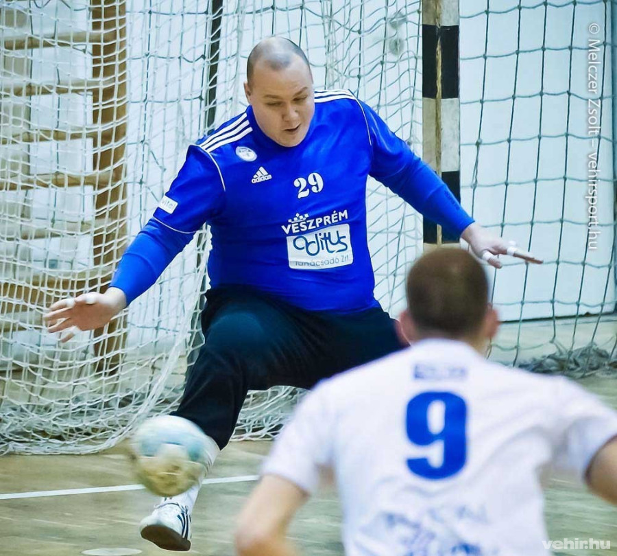 Reveland Zoltán marad Veszprémben