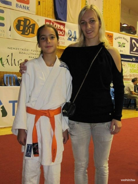 Horvát Réka és Csernoviczki Éva