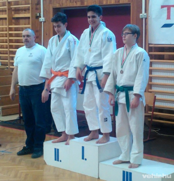 Gazda Parik a dobogó harmadik fokán