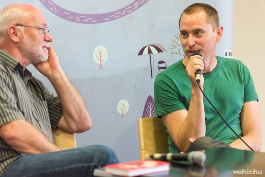 Likó Marcellel a Bunkerrajzoló bemutatóján