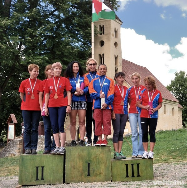 A dobogó második fokán a veszprémi váltó - Fotók: Marton Balázs