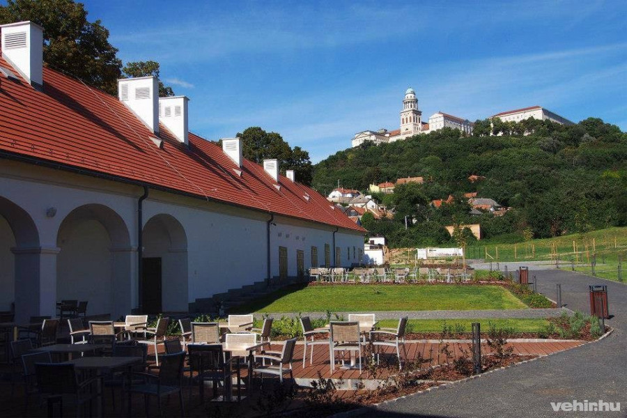 forrás: viator étterem