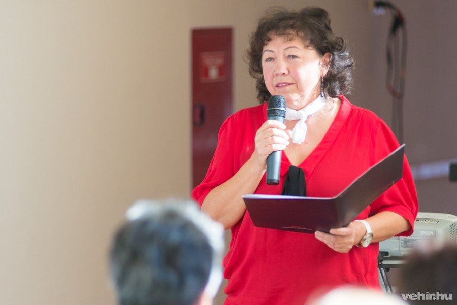 Tóthné Magasi Katalin