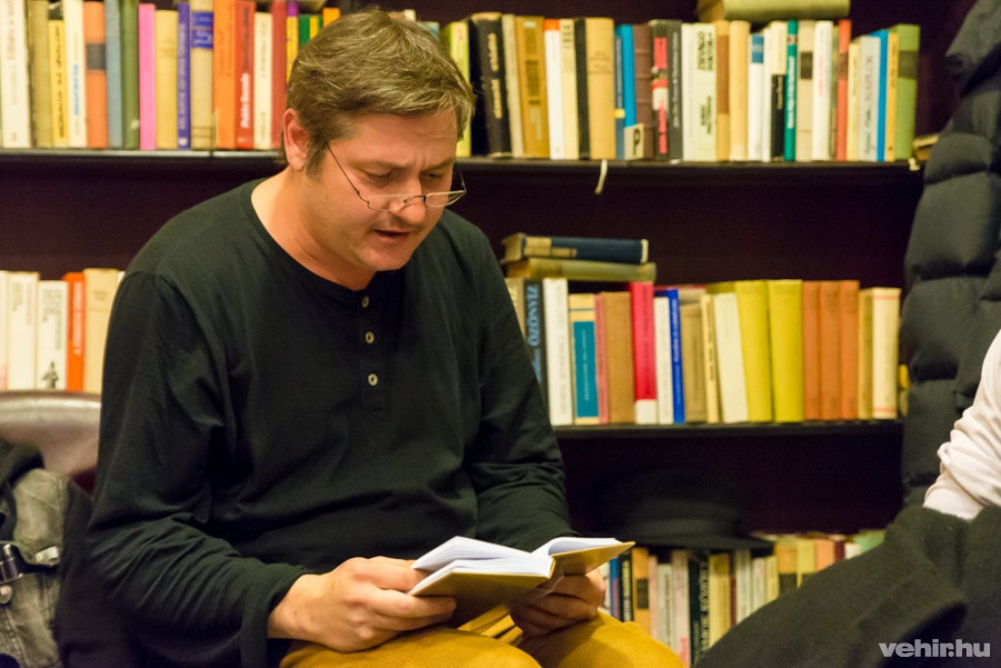 Hamvas regényéből Tóth Loon színművész olvasott fel részleteket