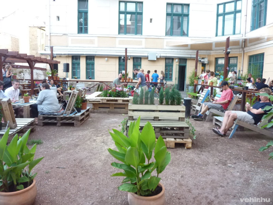 A Jurányi egyben közösségi tér is