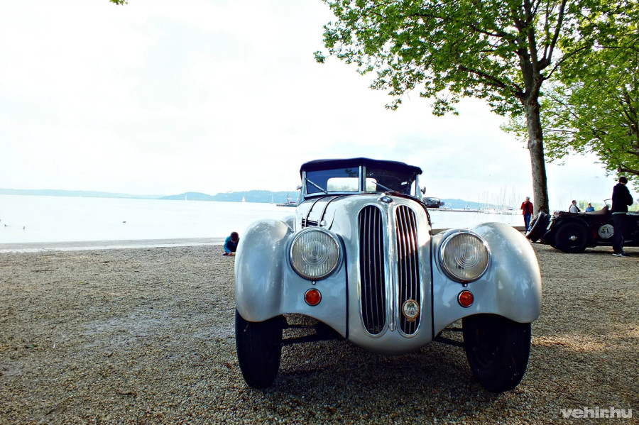 BMW 328 (1938)