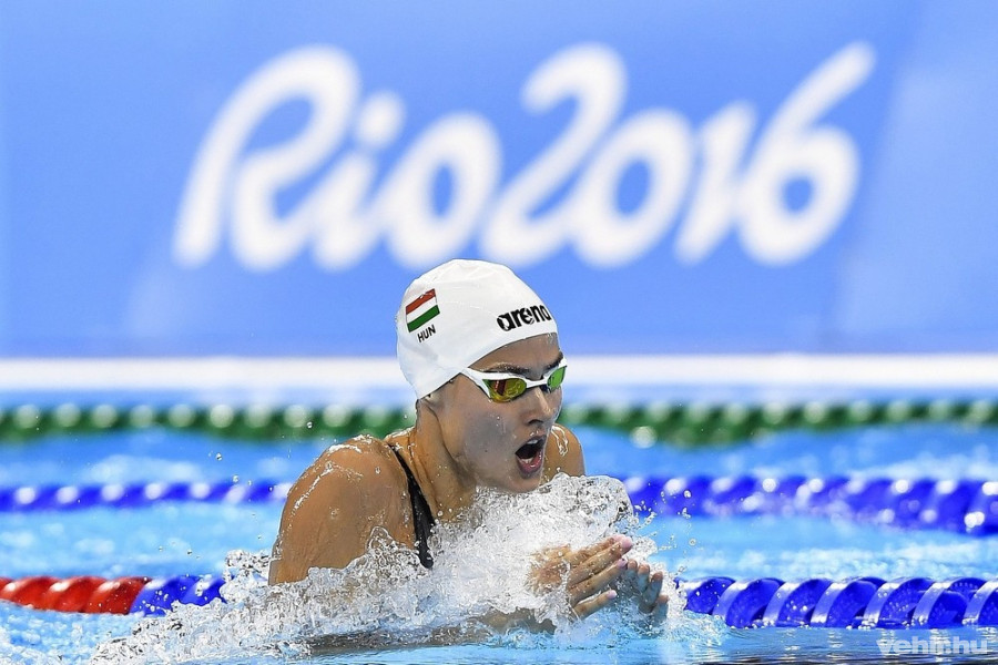 Jakabos Zsuzsanna a riói nyári olimpia női 200 méteres vegyesúszás versenyszámának előfutamában a Rio de Janeiró-i Olimpiai Uszodában 2016. augusztus 8-án. Jakabos Zsuzsanna továbbjutott az elődöntőbe. MTI Fotó: Czeglédi Zsolt