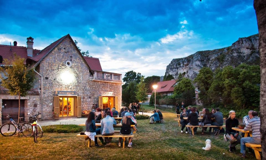 Az évek alatt sokat változott a fricska. Hamarosan ismét megújul.