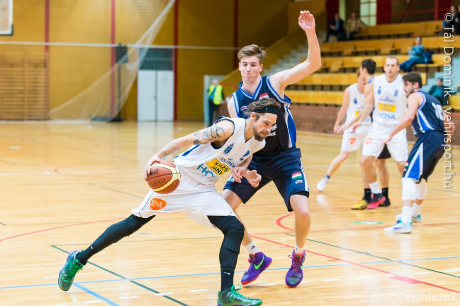 Élre állt a Hoya (archív fotó)