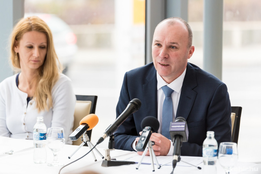 Horváthné Kecskés Diána és Porga Gyula