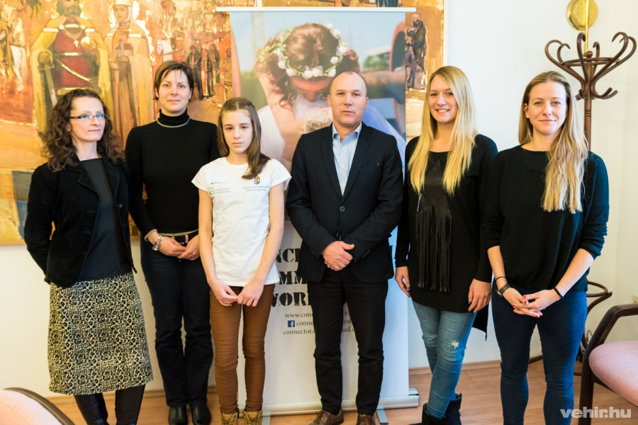 Turós-Máté Kinga, Rauch Dalma és édesanyja, Porga Gyula, Böhm Nóra, Babarics Zsófia