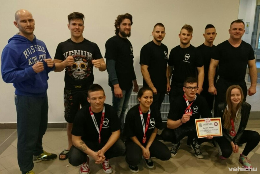 Balról jobbra, felülről lefelé: Dobos Gergely edző, Kun Marcell, Farda Attila, Czink Dávid, Pankotai Tibor,  Nagy Erik, Faragó Attila edző, Papp Félix, Horváth Eszter, Horváth Róbert, Gyüre Dóra