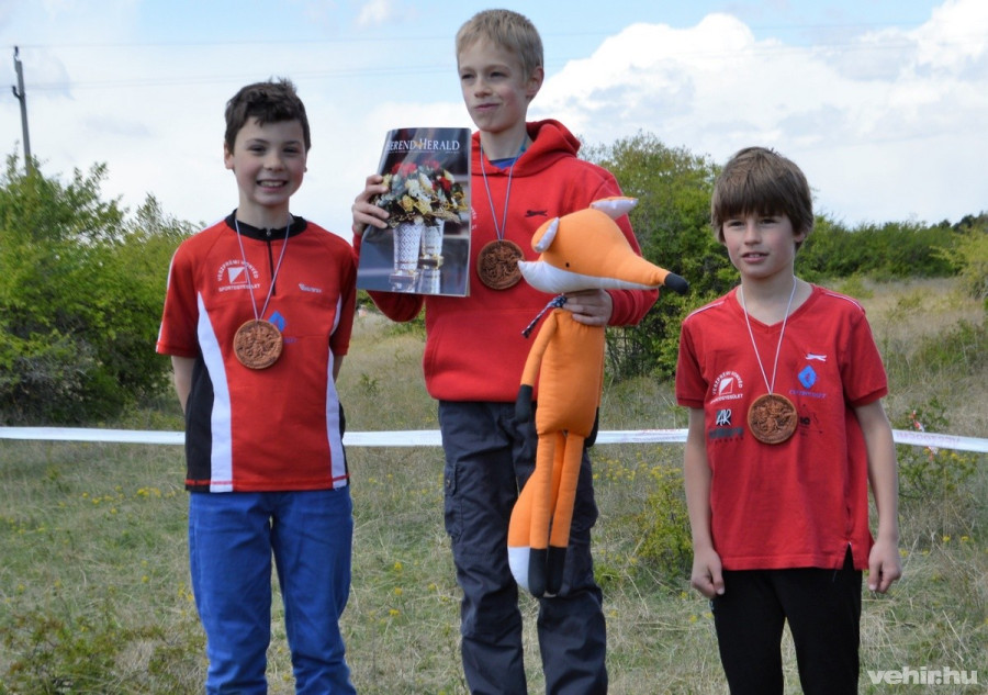 A fiú II. korcsoport dobogósai