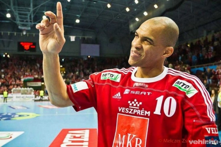 Carlos Pérez visszatér Veszprémbe (archív fotó)