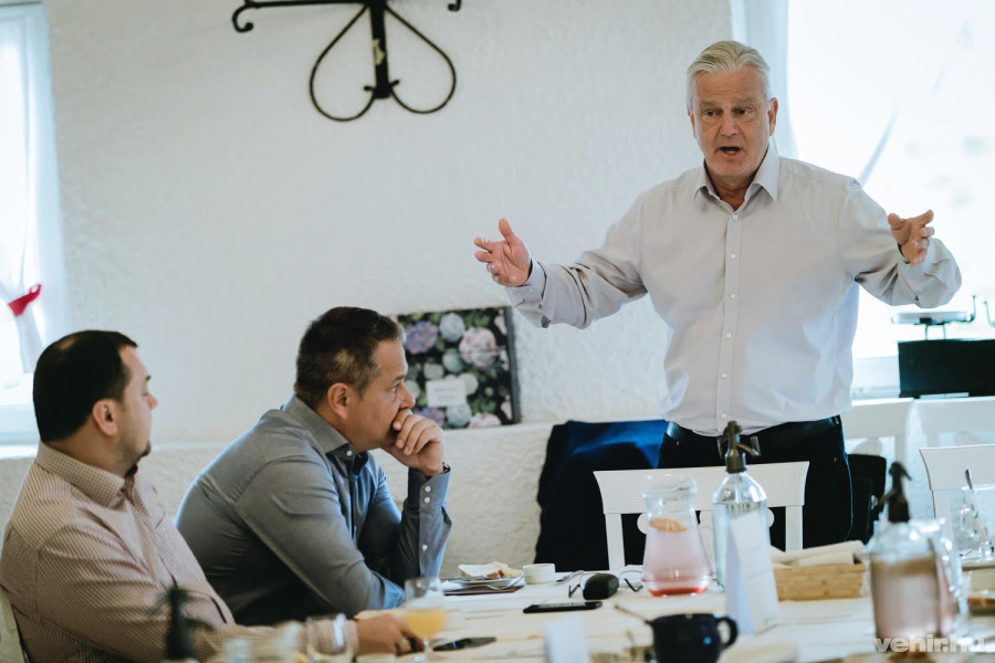 Dávid Ferenc szerint az MSZP programjára rámenne a fél költségvetés