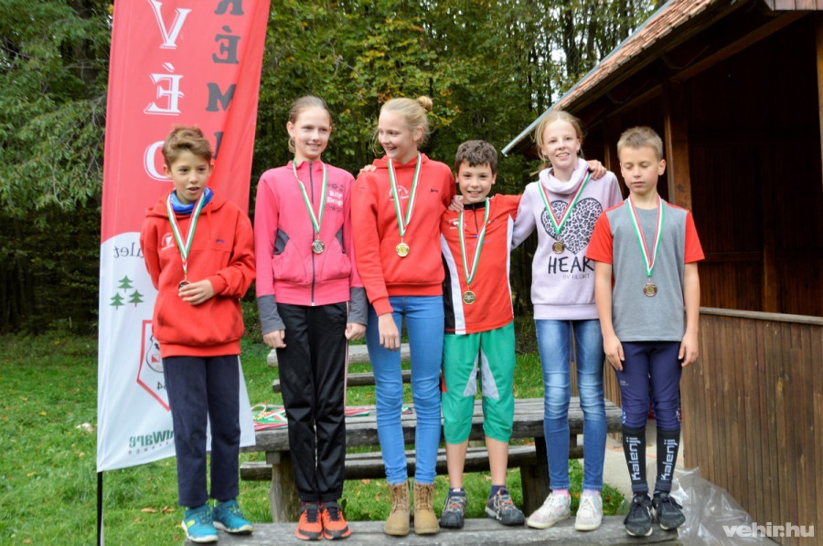 A 12 éves korosztály legjobbjai - Fotó: Bálint Mónika