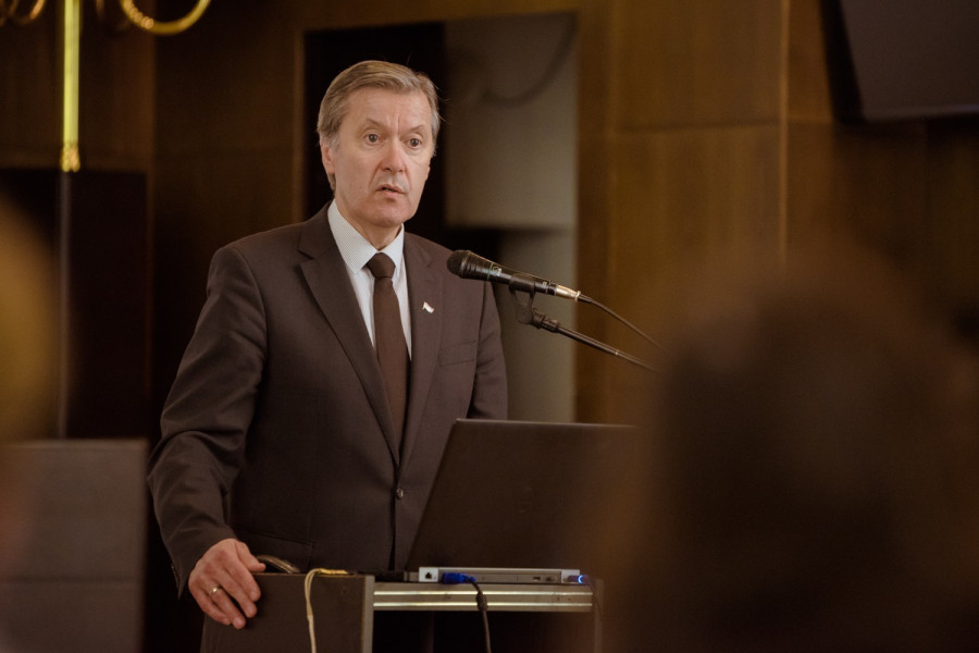 Némedi Lajos a kedden tartott roadshown a városházán