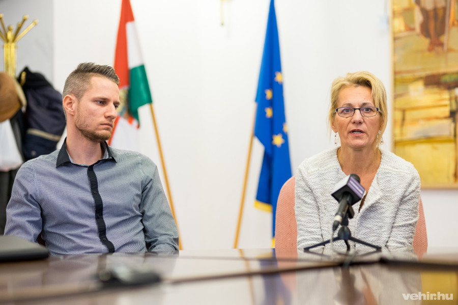 Bartha László és Tóthné Stupián Anikó