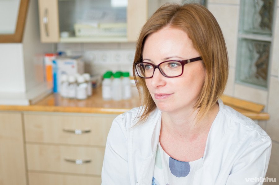 Dr. Sturcz Ivett, szakgyógyszerész