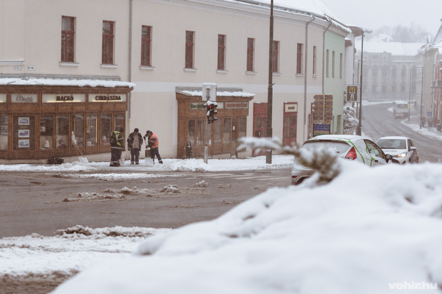 (Domján Attila / vehir)