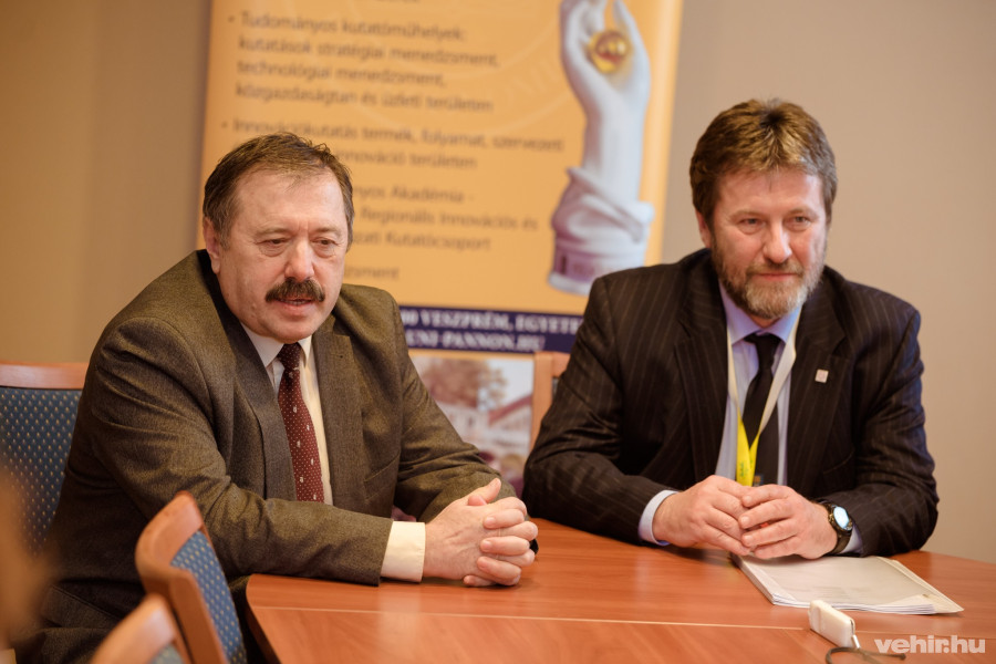 Kovács Zoltán, Gasparetz András