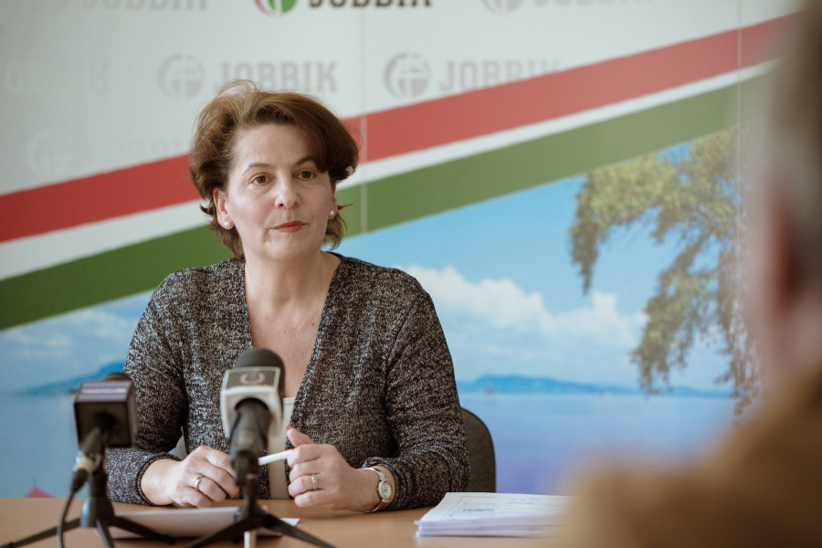 Varga-Damm Andrea nem tervezi a visszalépést senki javára