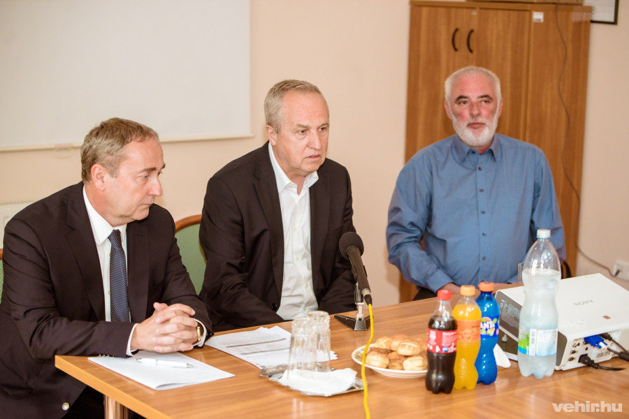 kovács zoltán, kontrát károly és fekete jános