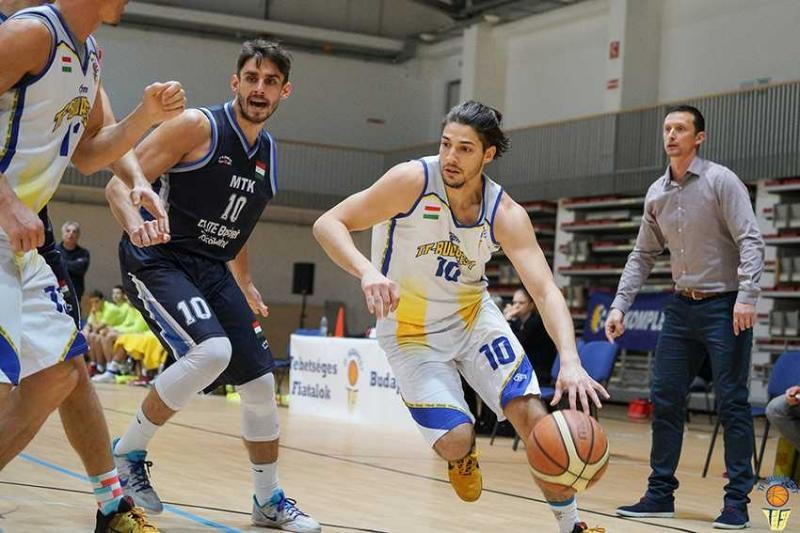 Fotó: Tehetséges Fiatalok Basketball Players