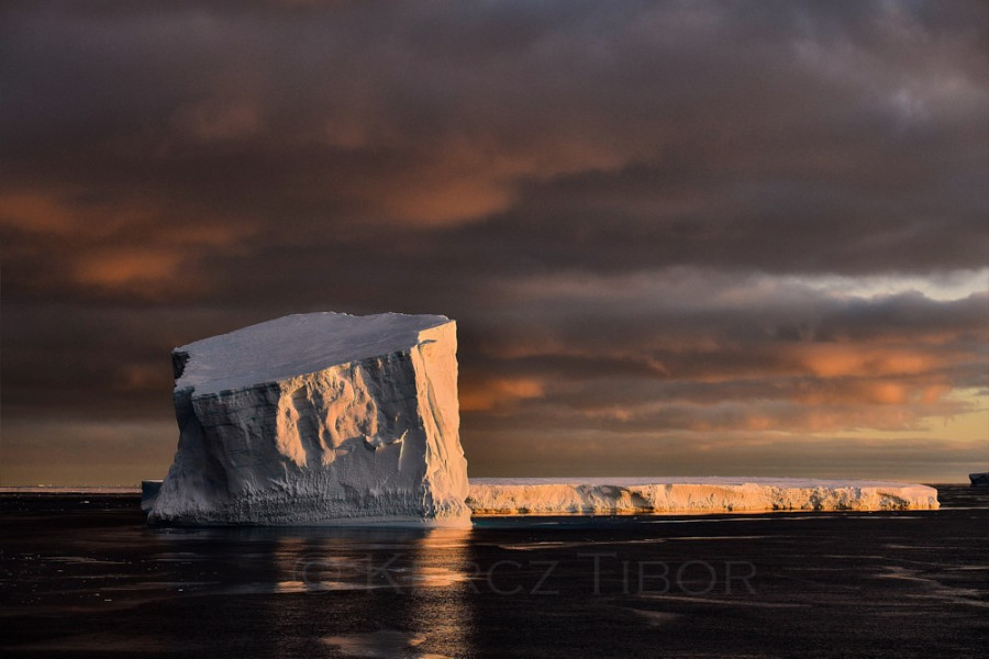 Jéghegyek, Antarktisz