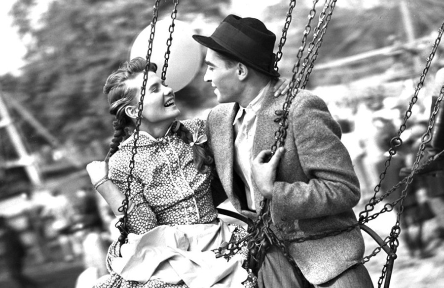 Amikor még ismertük az udvarlást