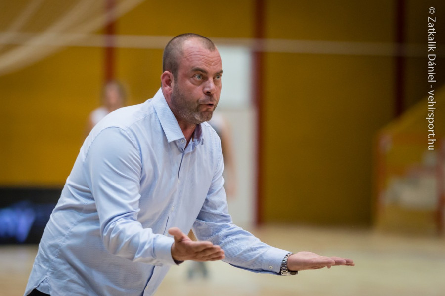 Mérész Csaba nehéz derbit vár (archív fotó)