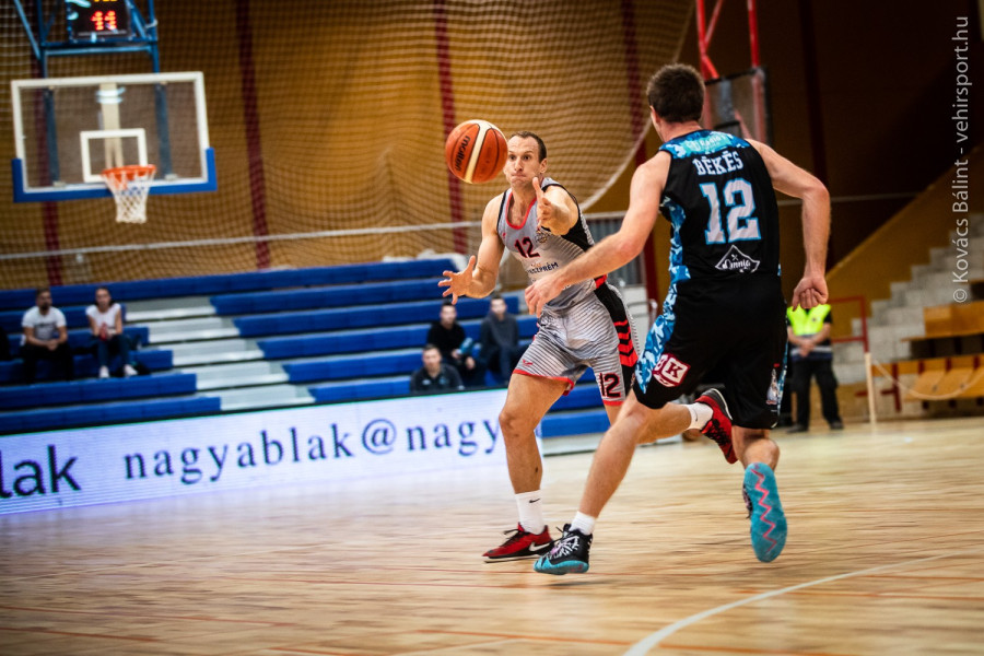 Nagy csatában nyert a fővárosban a Hoya (archív fotó)