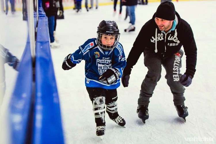 Marton Marci és büszke édesapja, Marton Péter