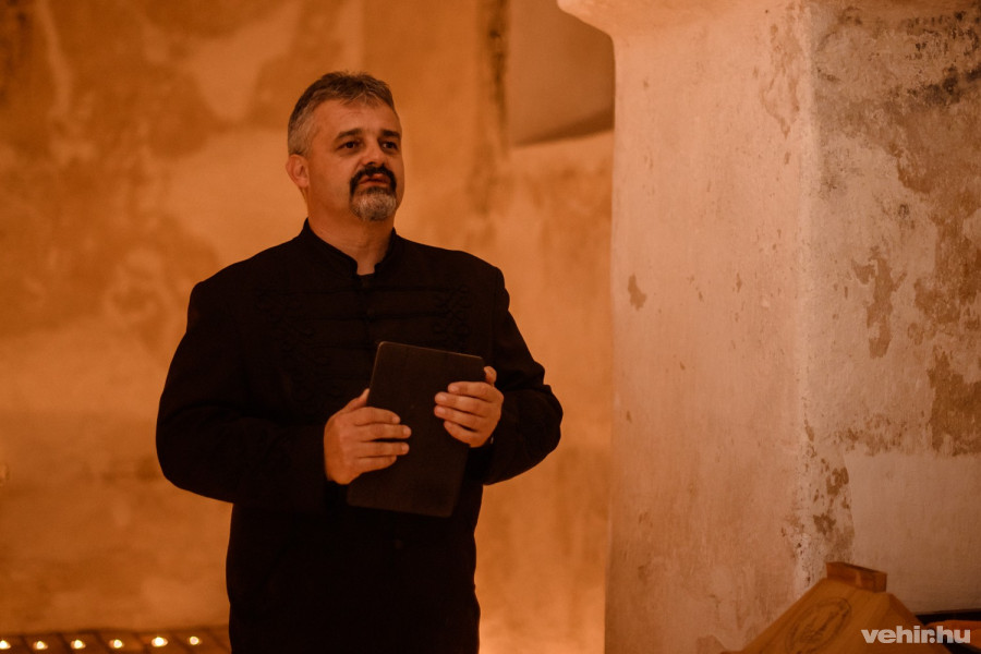 bikádi lászló károly péntek este a sólyi templomban tartott beszédet