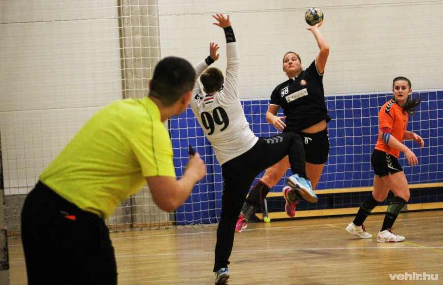 Regovics Vilhelmina hét gólt szerzett a találkozón - Fotó: VPSE