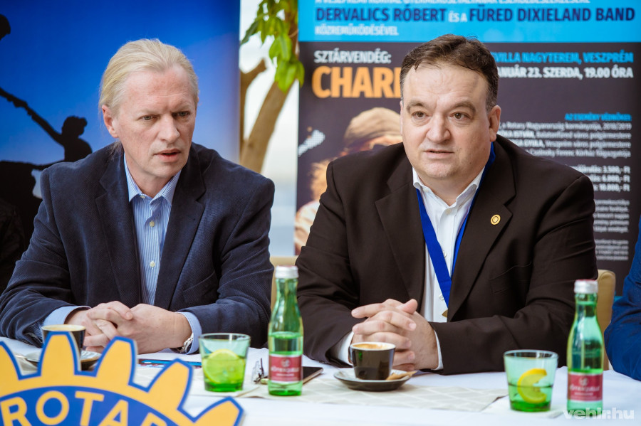 Dávid Gyula, Hartmann Péter