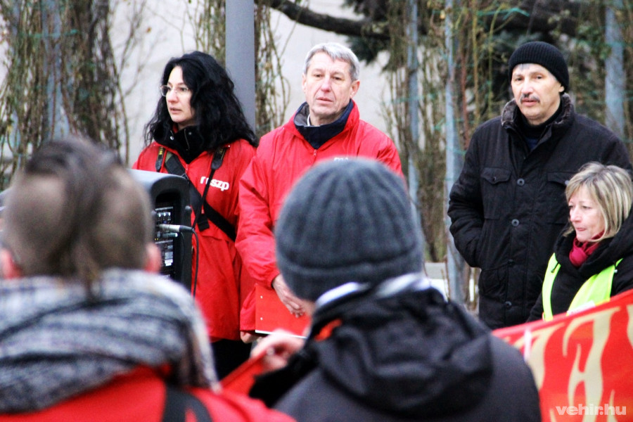 Árulkodnak a tekintetek