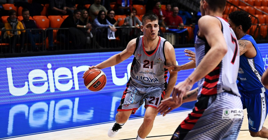 A Veszprém nyerte a Dr. Hepp Ferenc Emlékkupát (Fotó: hunbasket.hu)