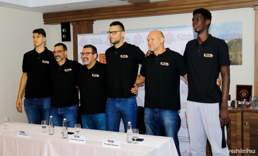 Fotók forrása: veszpremkosar.hu/Szász Péter