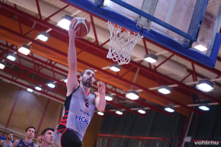 Füzi Róbert fiatalként is helytáll a csapatban